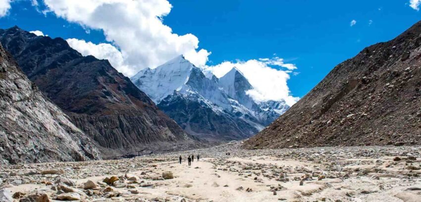 Gaumukh Tapovan Trek with panoramic views of Gangotri Glacier and Mount Shivling in the Himalayas